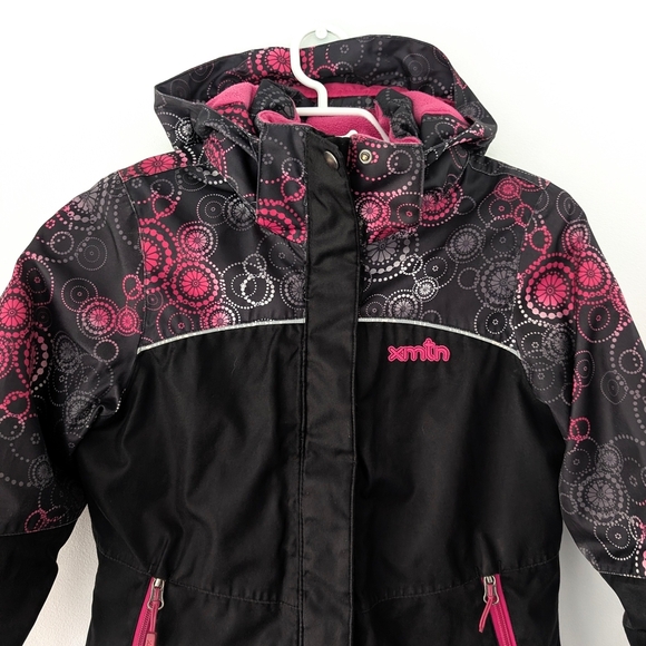 XMTN Girls Black + Pink Warm Winter Coat ~ Size 8 - Picture 2 of 9